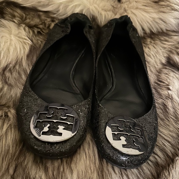 Tory Burch sparkle black leather flats. Overall good condition - Picture 1 of 9